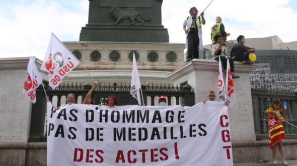 L’Humanité : À Paris, soignants et gilets jaunes organisent un autre 14 juillet