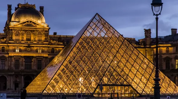 France Inter : Pour Greenpeace, le Louvre ne doit plus accepter TotalEnergies parmi ses mécènes